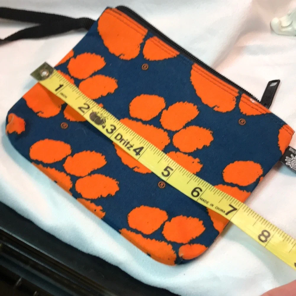 Broad Bay‎ Clemson Wristlet
